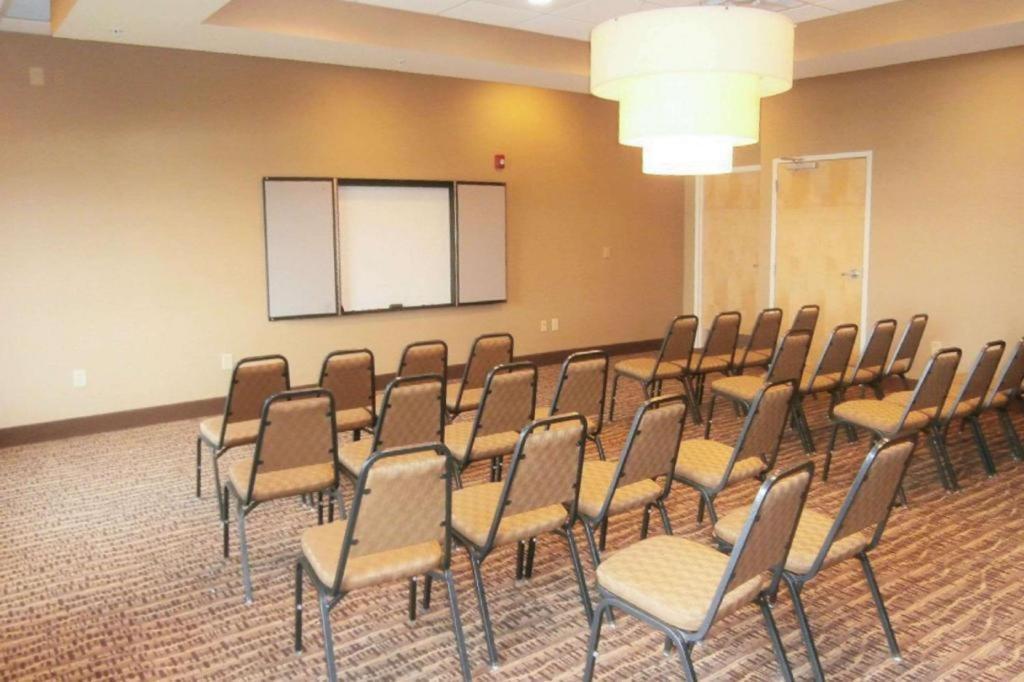 Comfort Suites Smyrna Eksteriør bilde